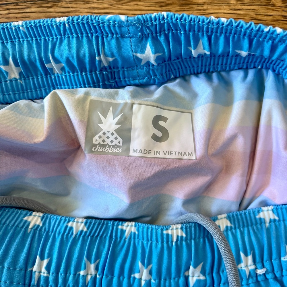 CHUBBIES Lined Classic Swim trunks - Blue star print - Picture 5 of 7